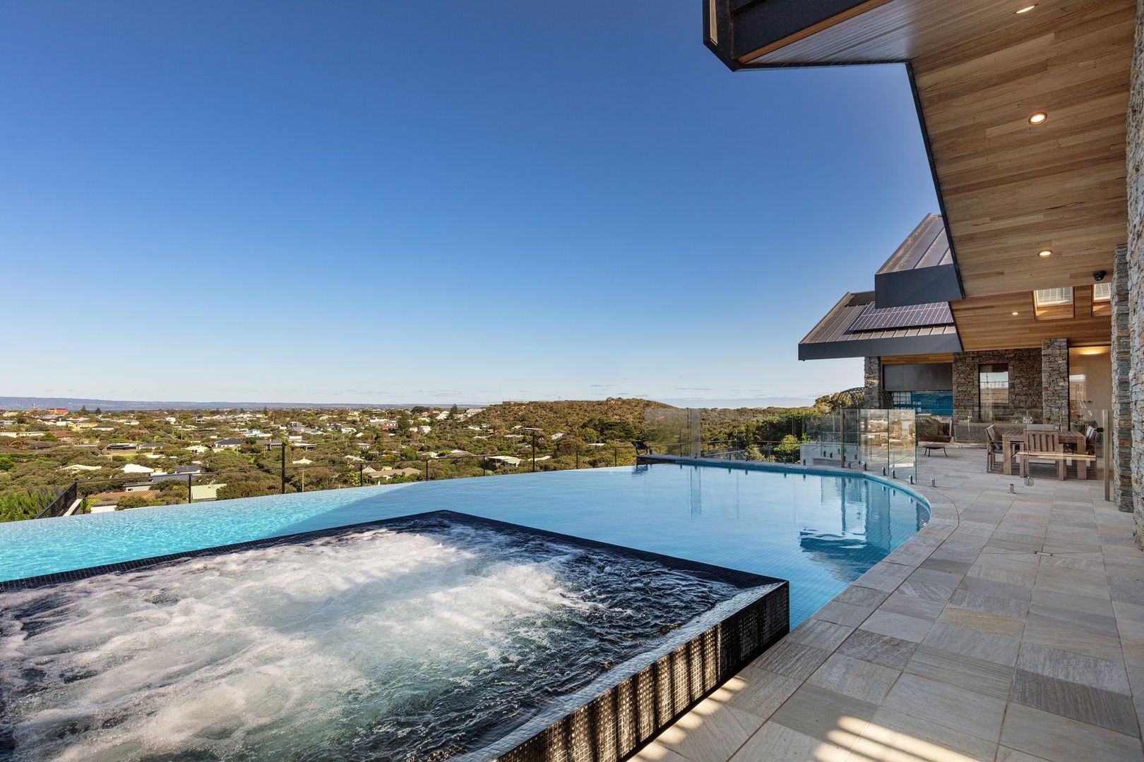 A luxurious home on Victoria's Mornington Peninsula. Courtesy Kay & Burton. 