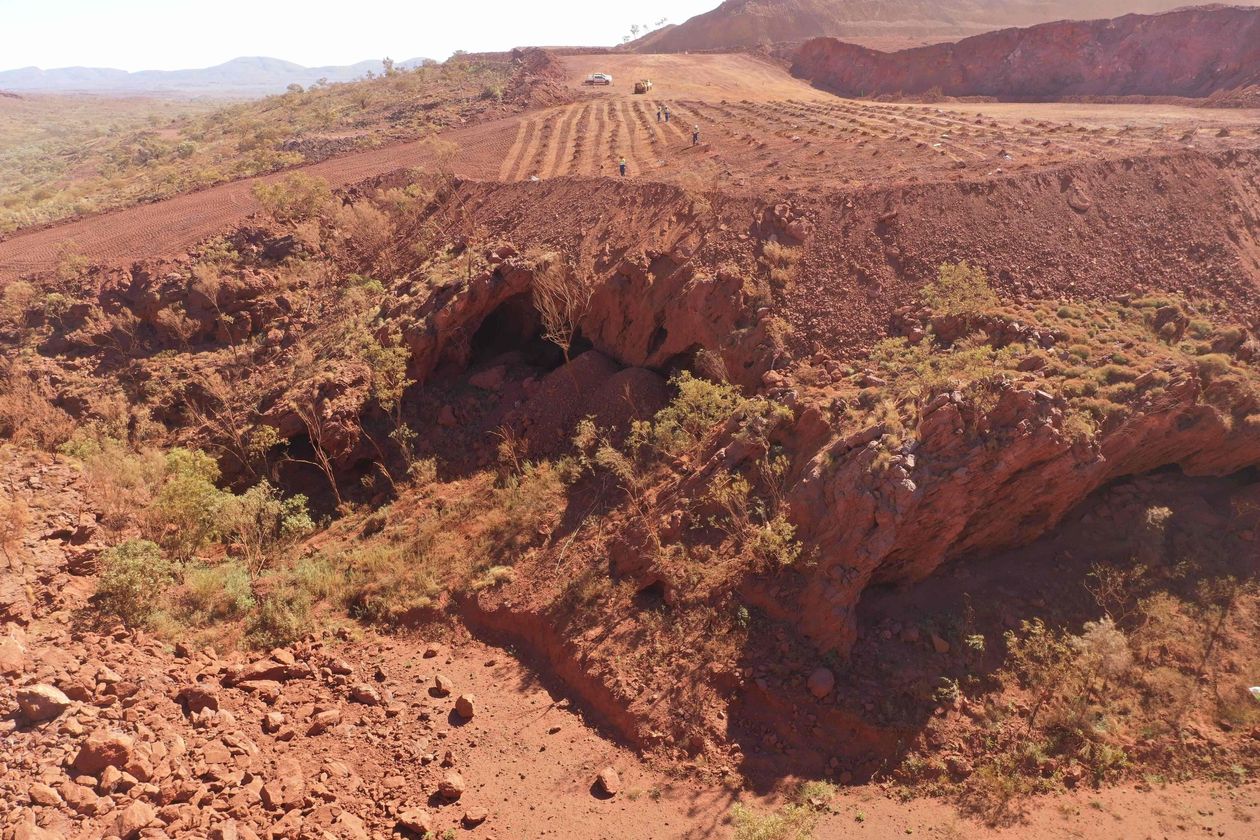 A government inquiry was held into the destruction of the rock shelters at Juukan Gorge in Western Australia.
PHOTO: PKKP ABORIGINAL CORPORATION/APP/GETTY IMAGES